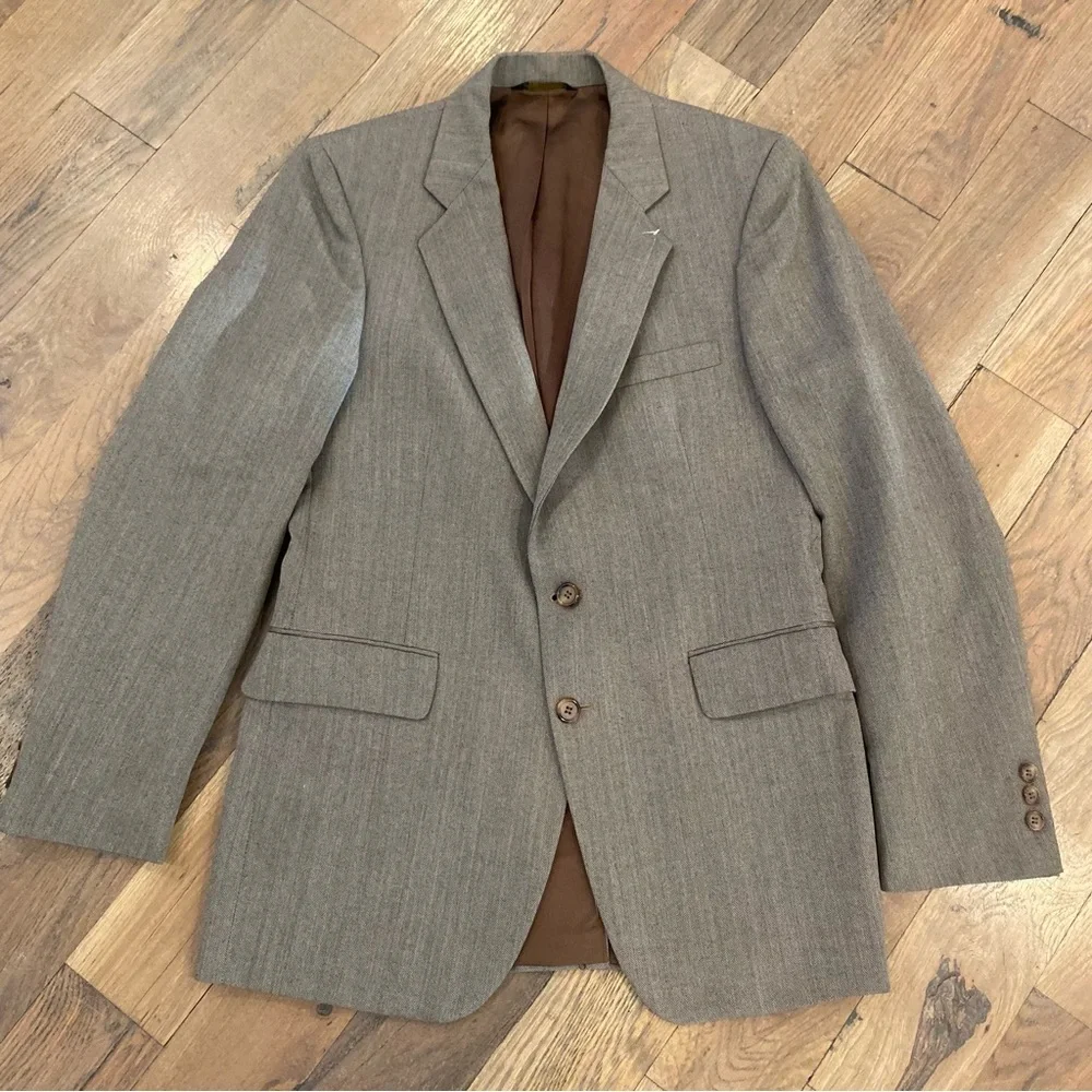 Pierre Balmain Mens Herringbone Paris Luxury Blazer Brown Sports Coat Si…